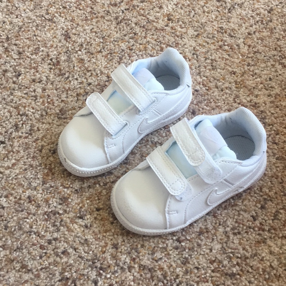 Toddler Nike’s